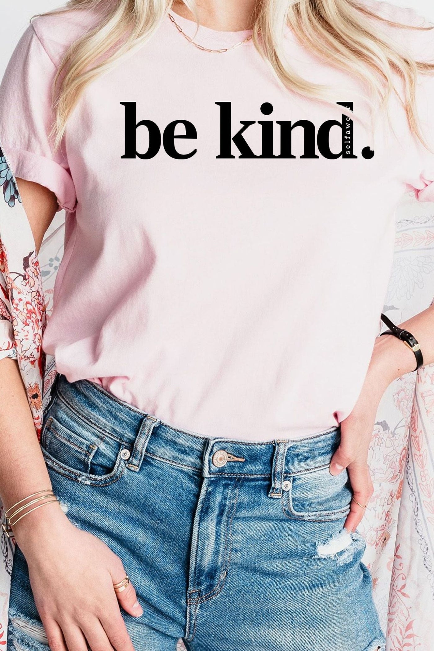Be Kind. T-Shirt Pink Shirts Selfawear 