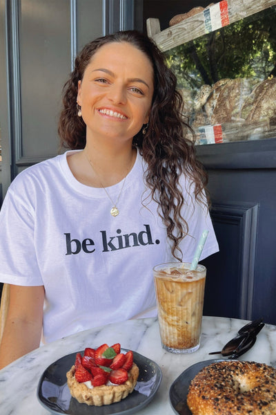 Be Kind. T-Shirt White Shirts Selfawear 