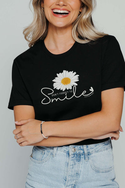 Don't Forget To Smile T-Shirt Black Shirts Selfawear 