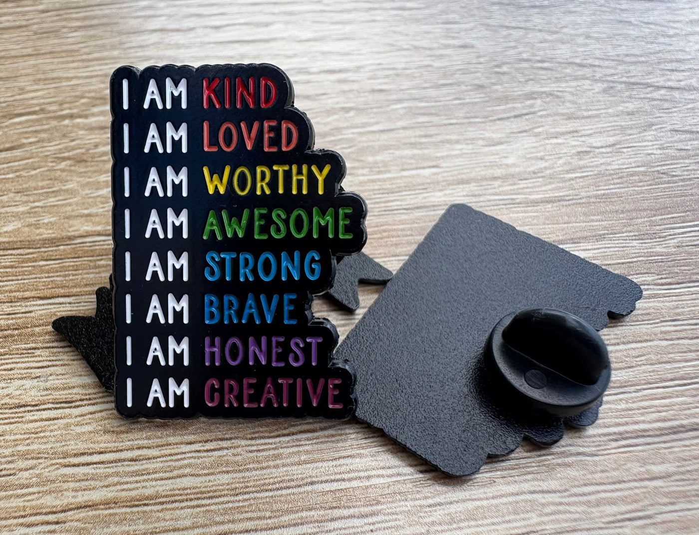 "I Am" - Pins Pins Selfawear 