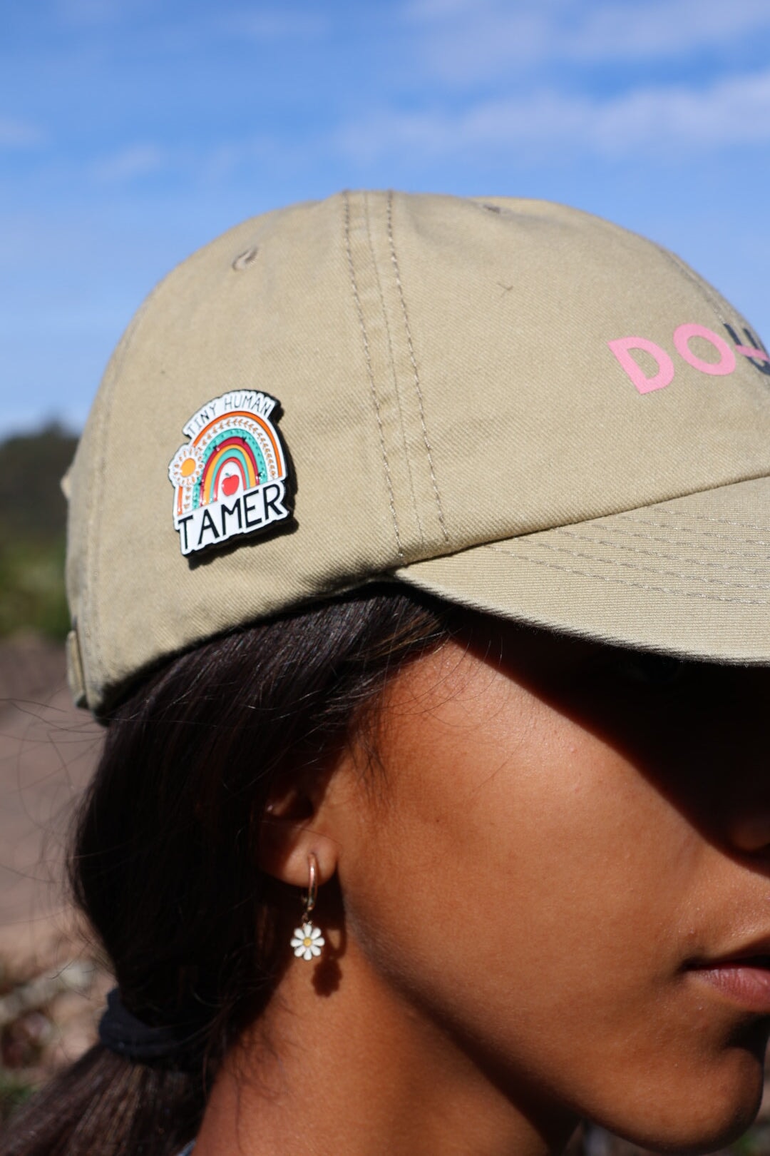 "Tiny Human Tamer" – Pin Pins Selfawear 