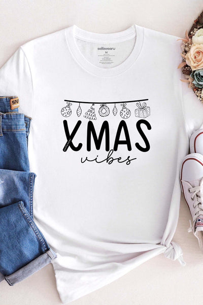 Xmas Vibes T-Shirt White Shirts Selfawear 