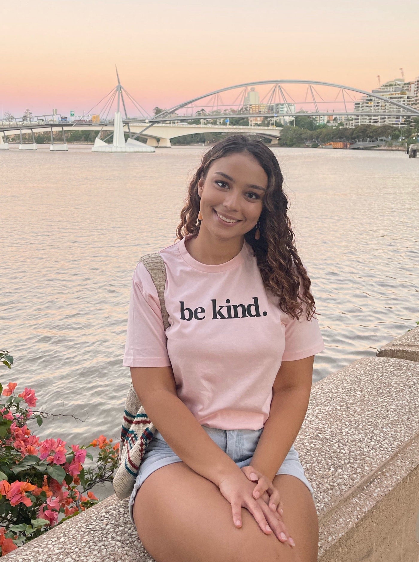 Be Kind. T-Shirt Pink Shirts Selfawear 