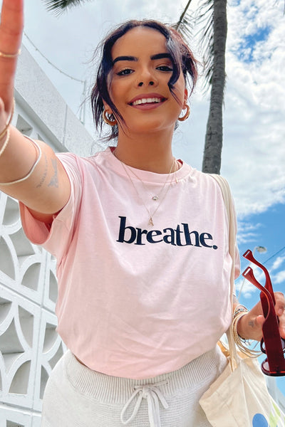 Breathe. T-Shirt Pink Shirts Selfawear 