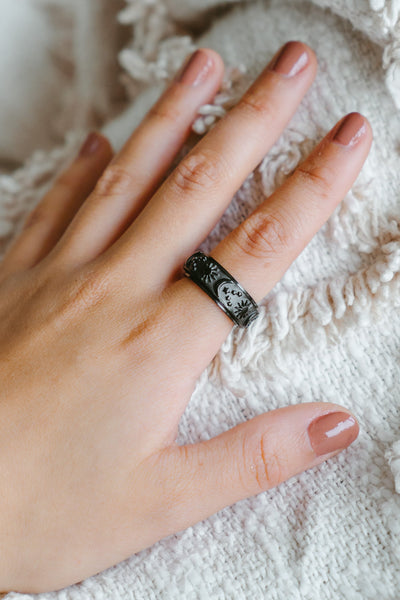 Textured Moon & Stars Spinning Anxiety Ring - Obsidian Anxiety Ring Selfawear 